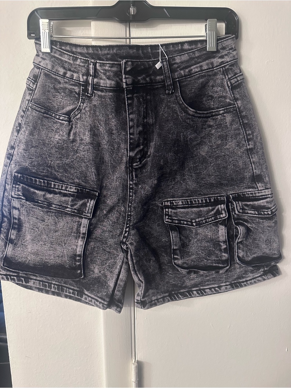 Men's Black Acid-Wash Cargo Shorts